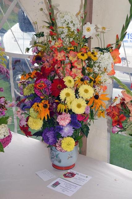 4. Prizewinning flowers.jpg